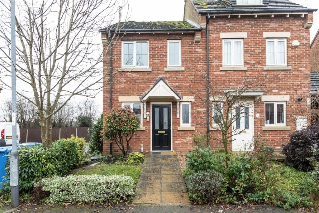 2 bedroom end of terrace house for sale in Butterbur Drive, Goole, DN14