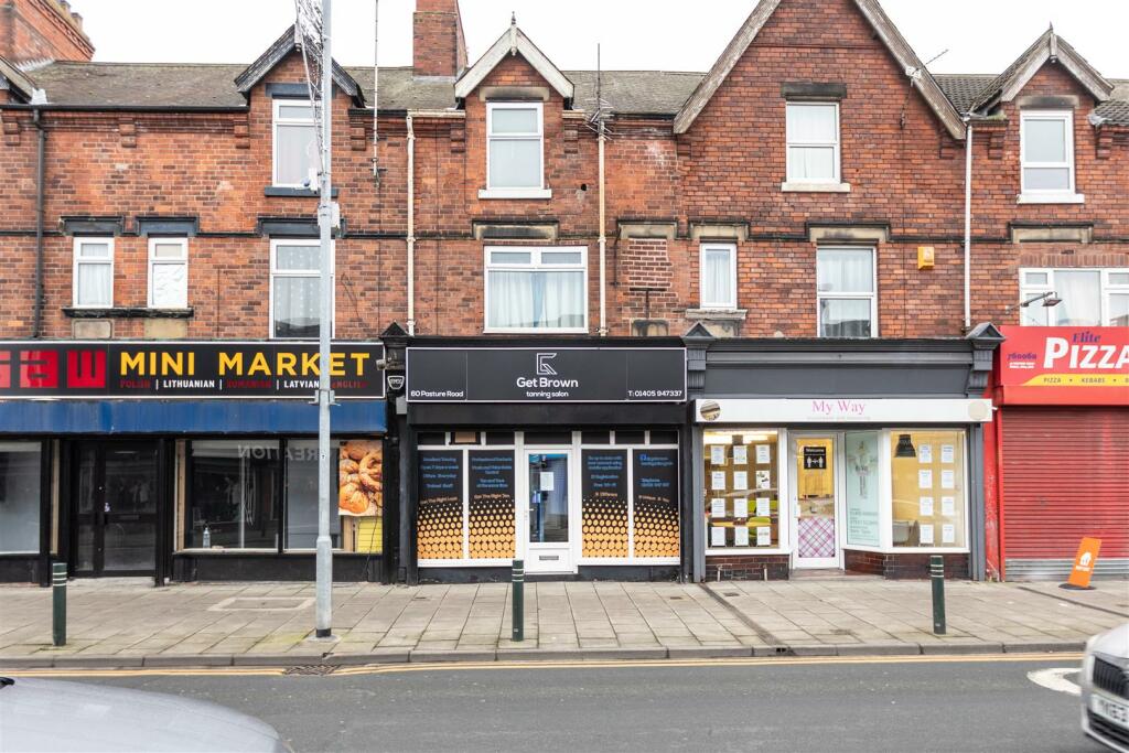 1 bedroom flat for sale in Pasture Road, Goole, DN14