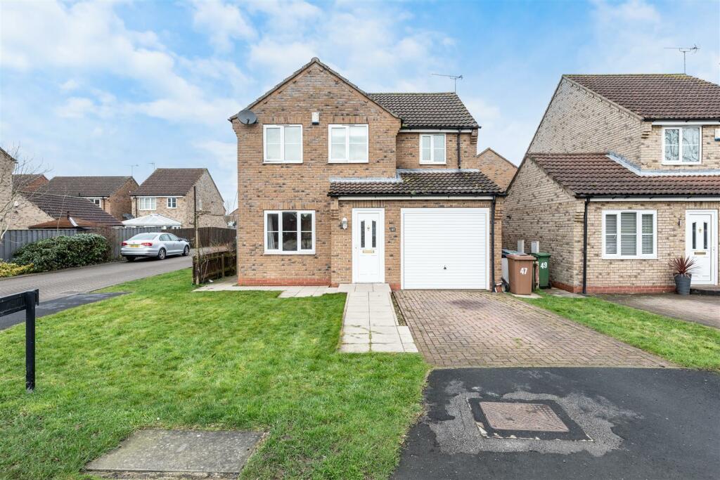 3 bedroom detached house for sale in Scalby Lane, Gilberdyke, Brough, HU15