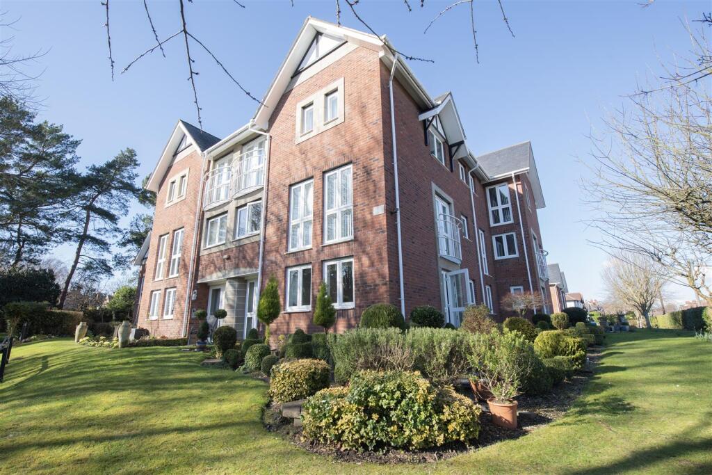 Main image of property: Barrow Lane, Hessle