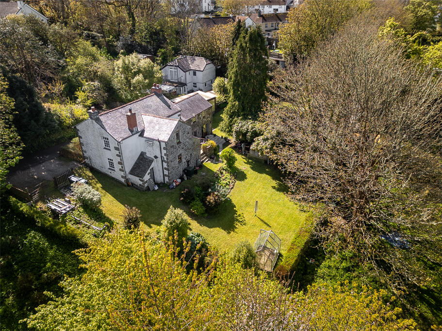 4 bedroom character property for sale in Love Lane Cottage Penzance, TR18