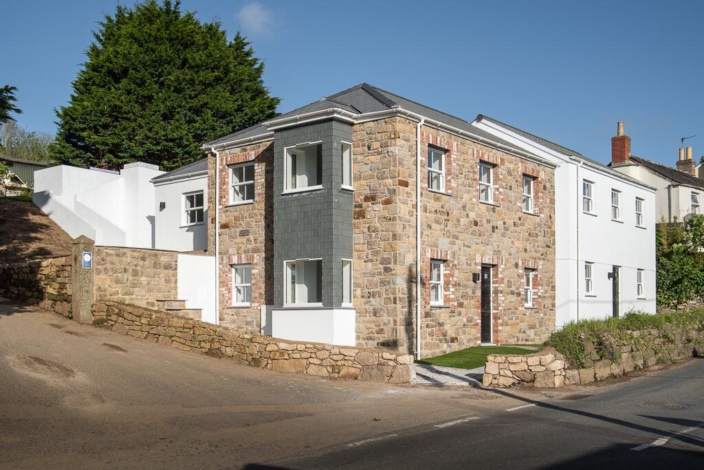 3 bedroom detached house for sale in Mounts View, Gulval, Cornwall, TR18
