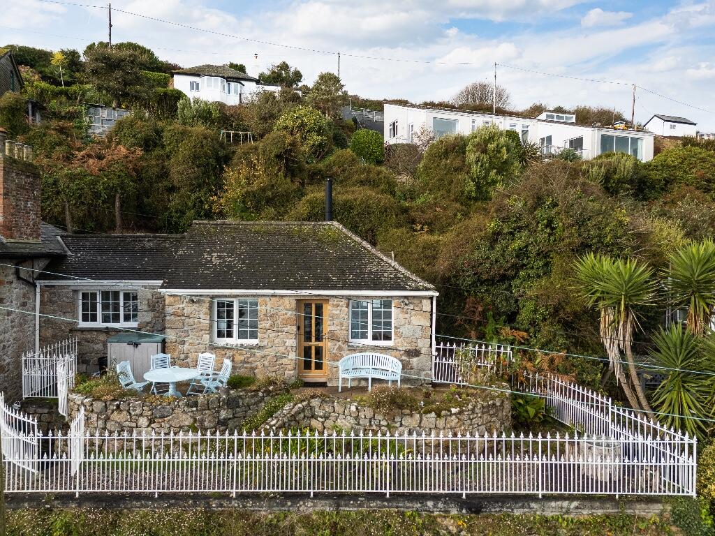 Main image of property: Topolino - Raginnis Hill - Mousehole - Stunning hone with views & parking