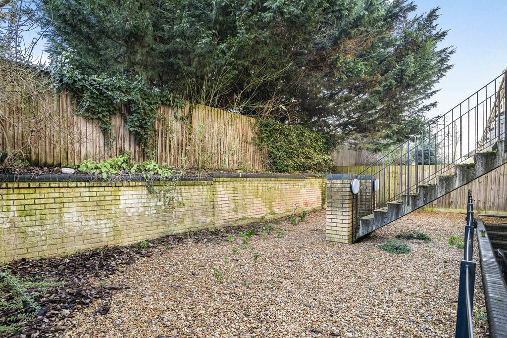 Additional property image - St. Matthew's Gardens, Cambridge