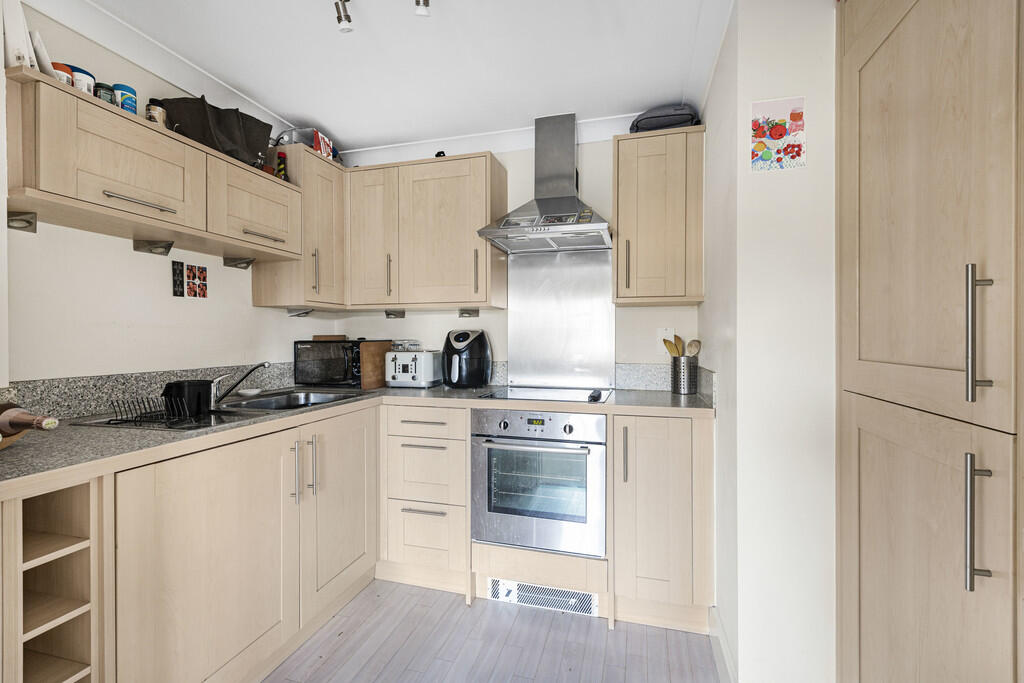 Additional property image - St. Matthew's Gardens, Cambridge