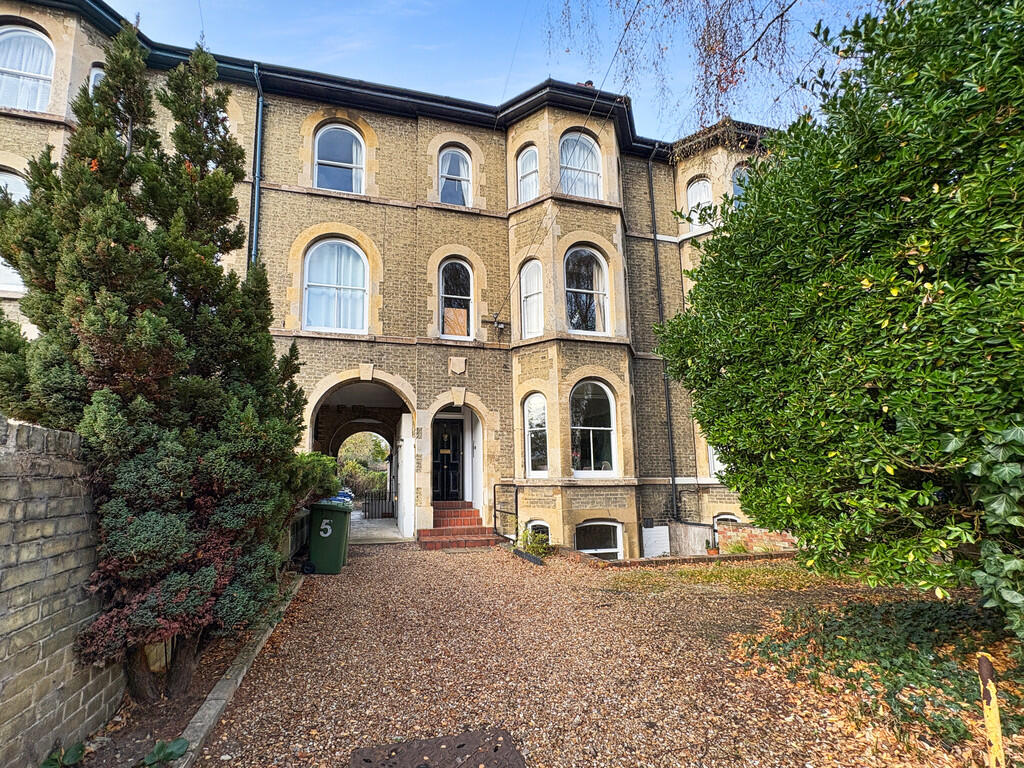 Main image of property: Flat 1, Fitzwilliam Road