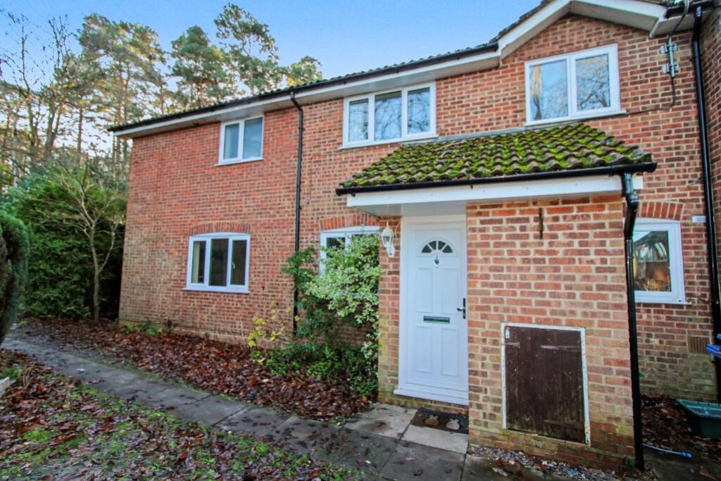 Main image of property: Shaftesbury Mount, Blackwater, Camberley, Surrey, GU17
