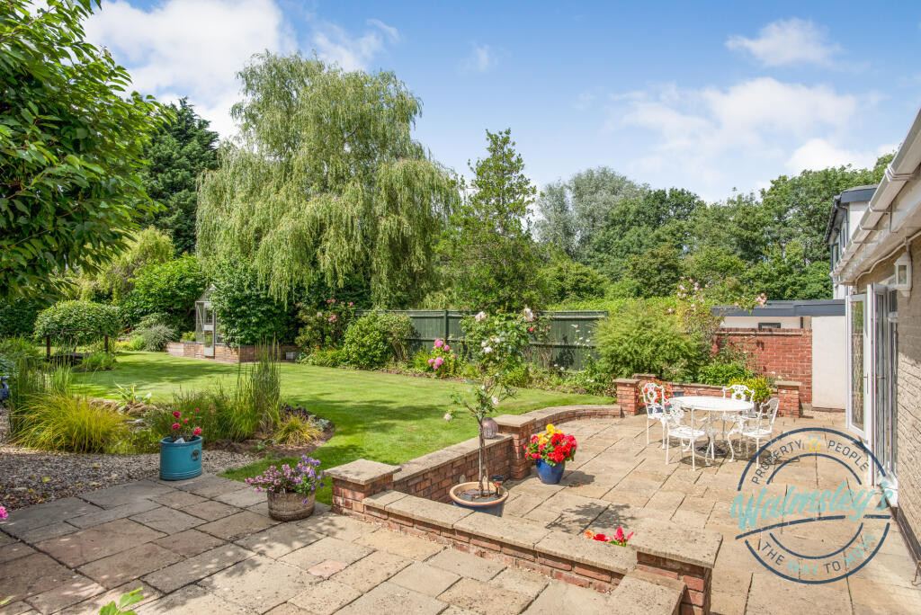 Main image of property: Canley Road, Coventry, CV5