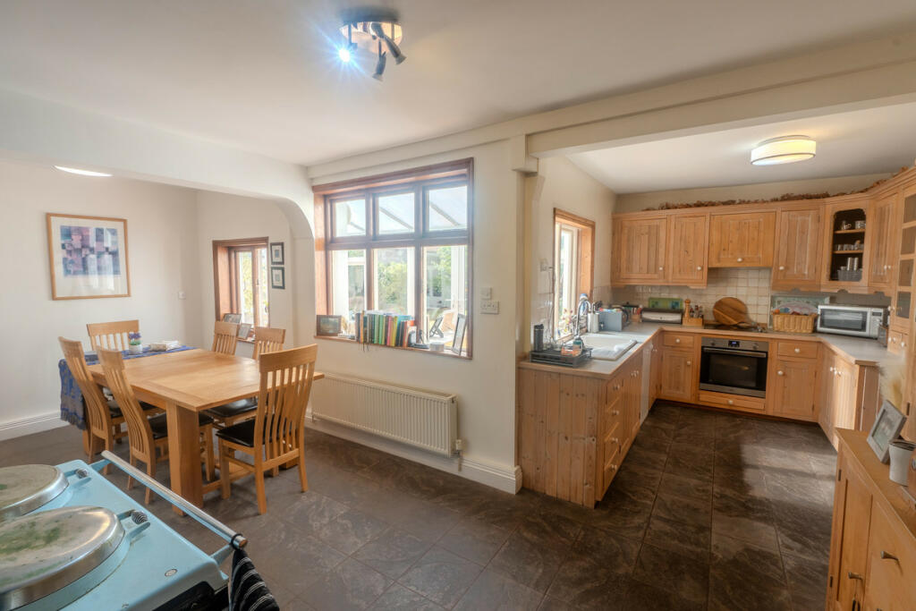 Additional property image - Forest Road, Wirral, CH47