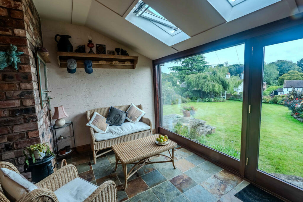Additional property image - The Rake, Neston, CH64 5