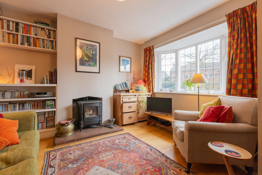 Additional property image - The Village, Burton, CH64 5