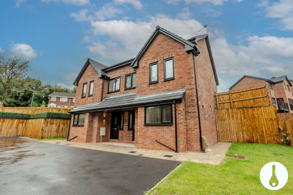 Main image of property: Sandy Lane, Dukinfield, SK16 5