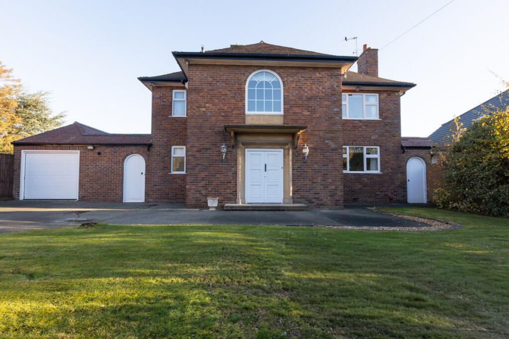 Main image of property: Oaksway, Wirral, CH60 3
