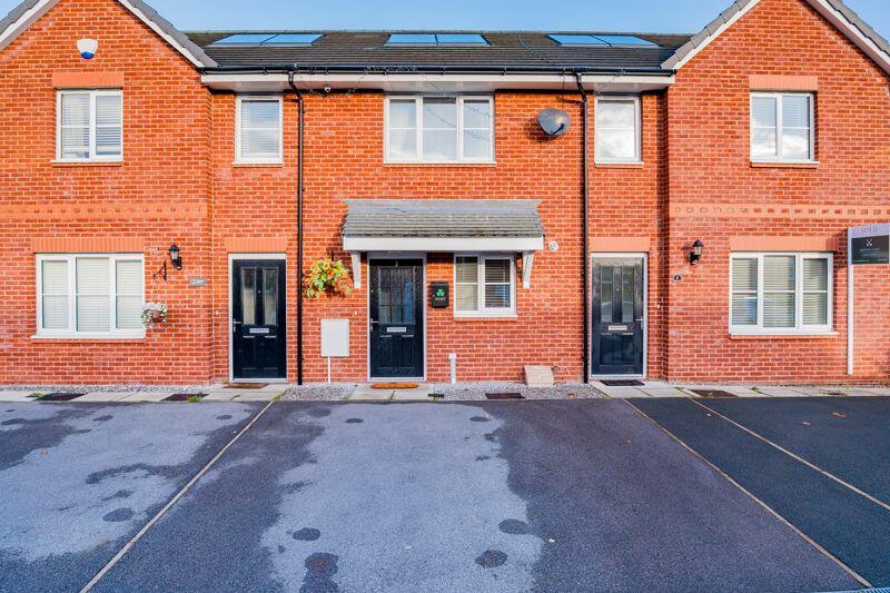 3 bedroom mews property for sale in Aldcliffe Court, Adlington, PR6