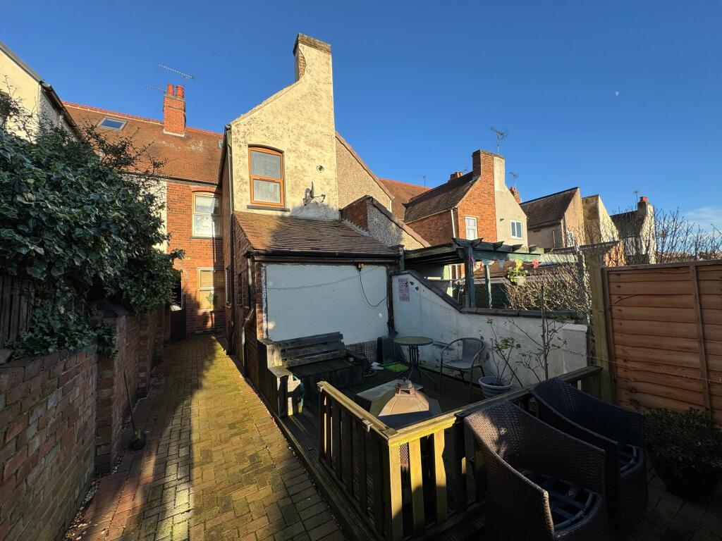 Additional property image - Tuttle Hill, Nuneaton, CV10