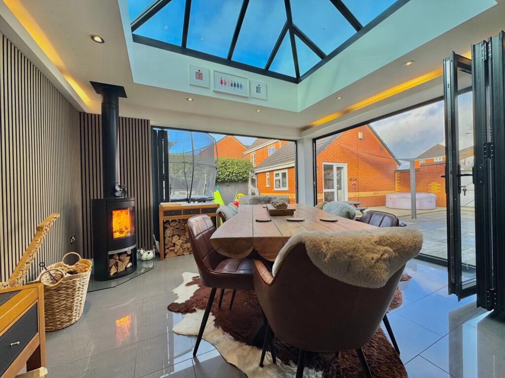 Additional property image - Daffodil Drive, Bedworth, CV12