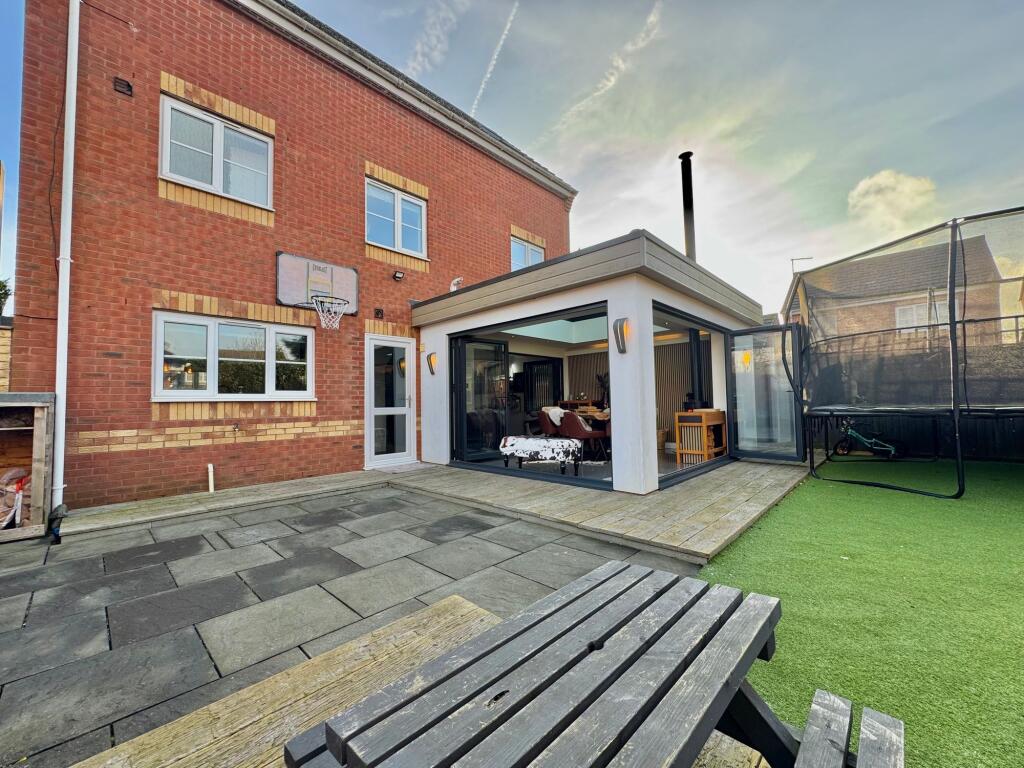 Additional property image - Daffodil Drive, Bedworth, CV12