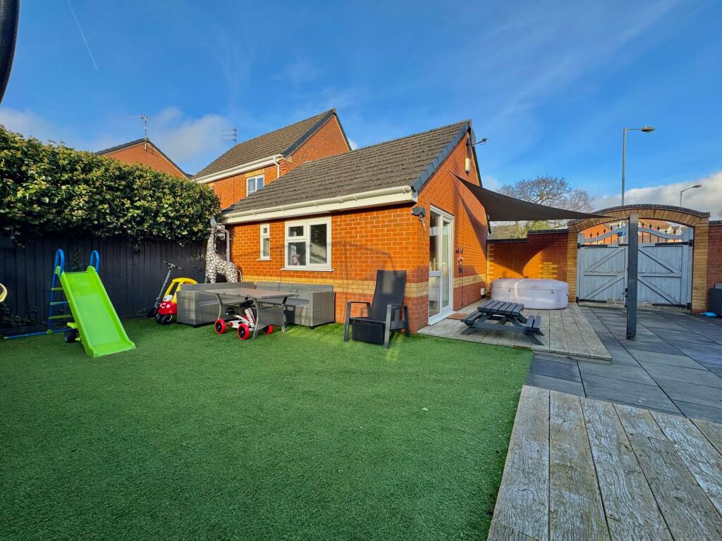Additional property image - Daffodil Drive, Bedworth, CV12