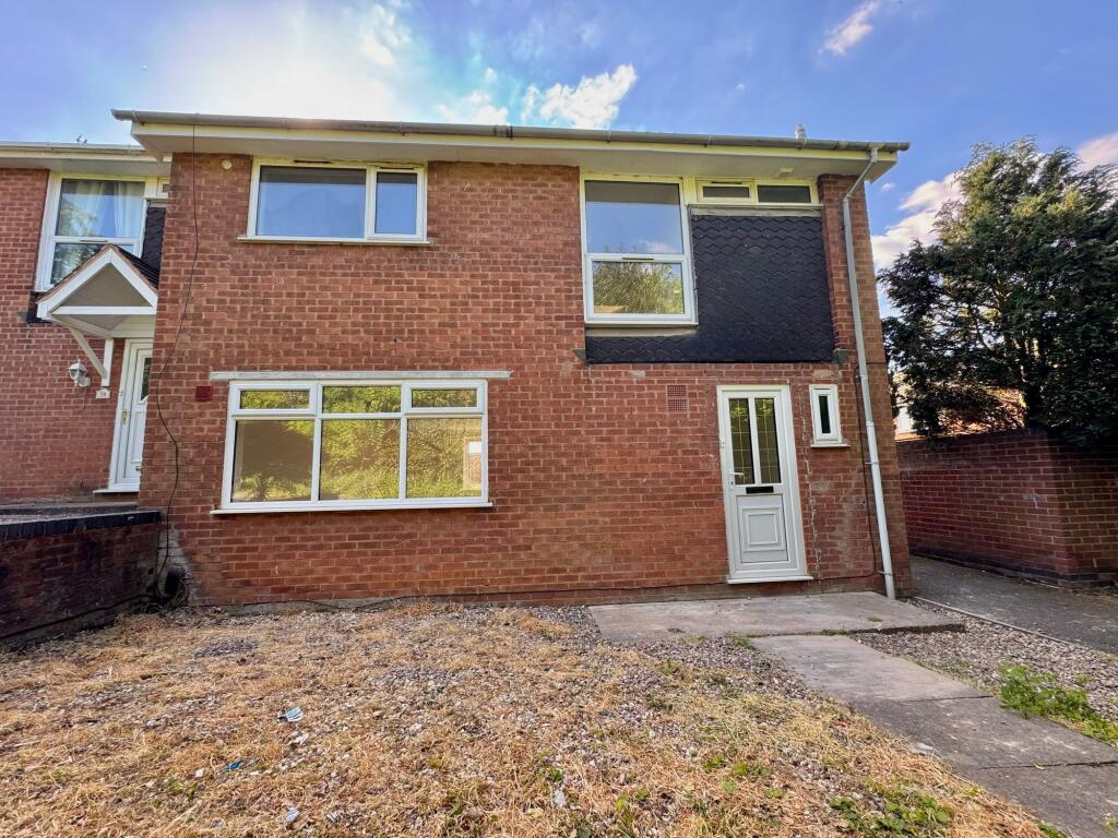 Main image of property: Cromdale Close, Nuneaton, CV10