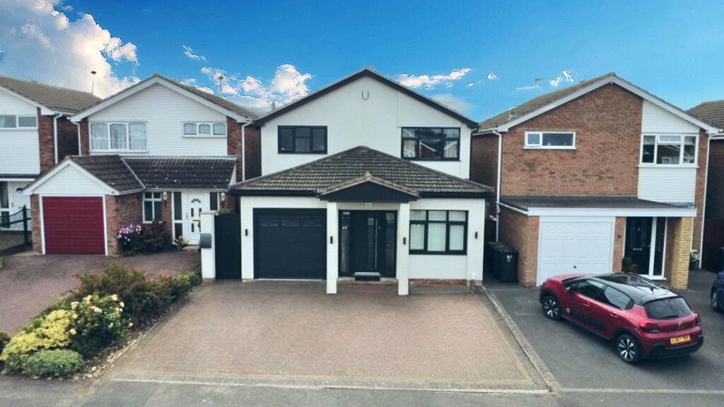 Main image of property: Chetwynd Drive, Nuneaton, CV11