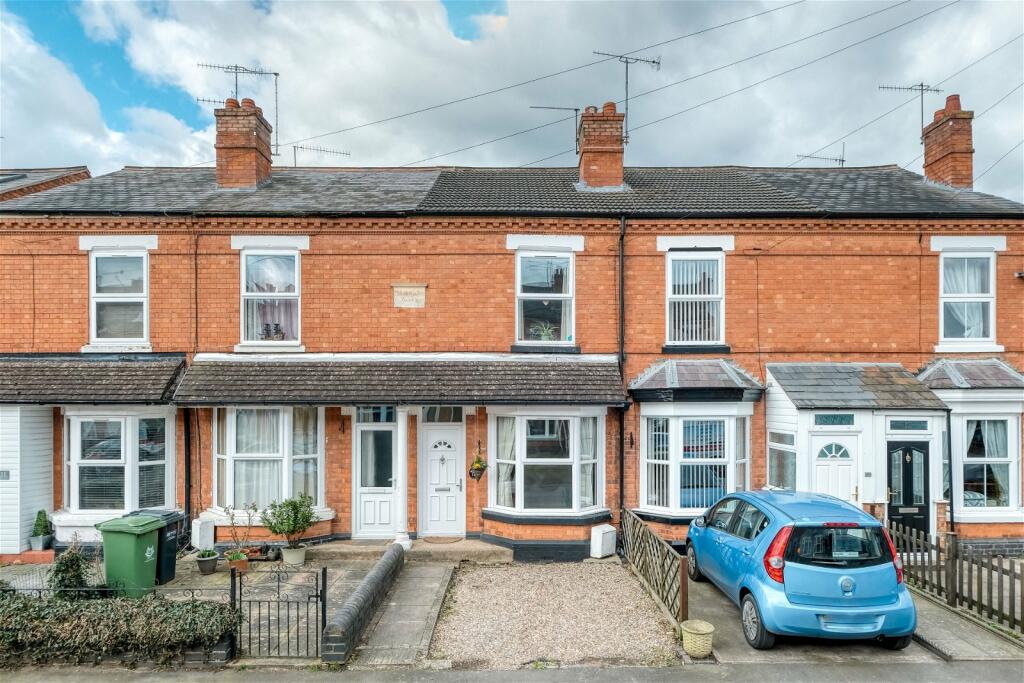 2 bedroom terraced house for sale in Whinfield Road, Worcester, WR3 7HF
