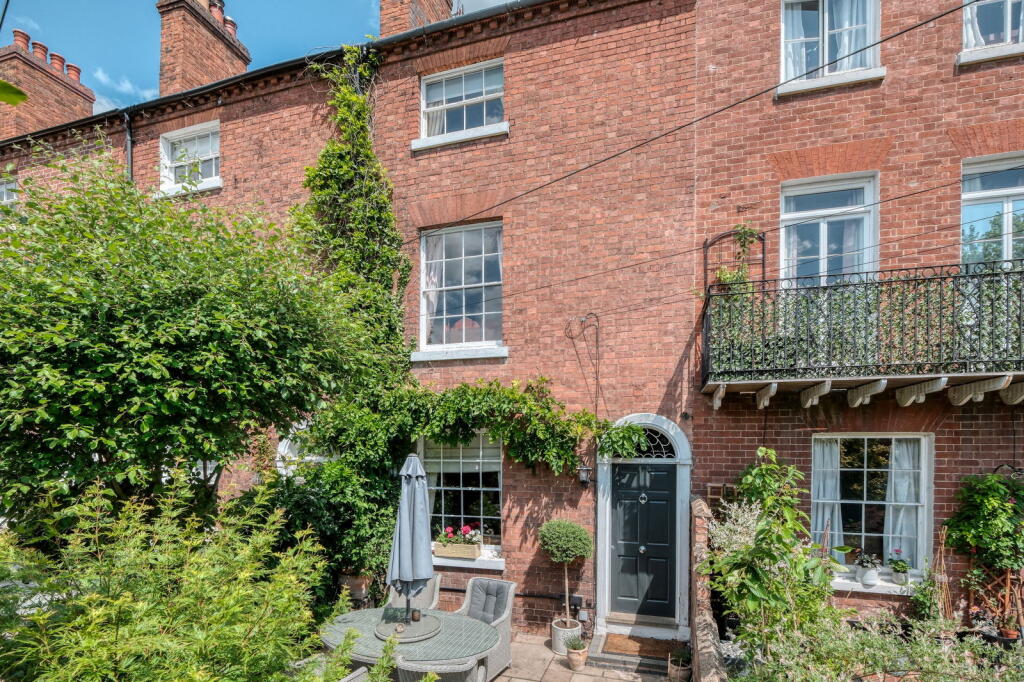 Main image of property: Severn Terrace, Worcester, WR1 3EH