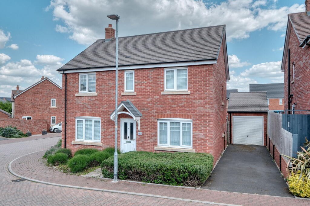 Main image of property: Shrew Corner, Droitwich, WR9 7FP