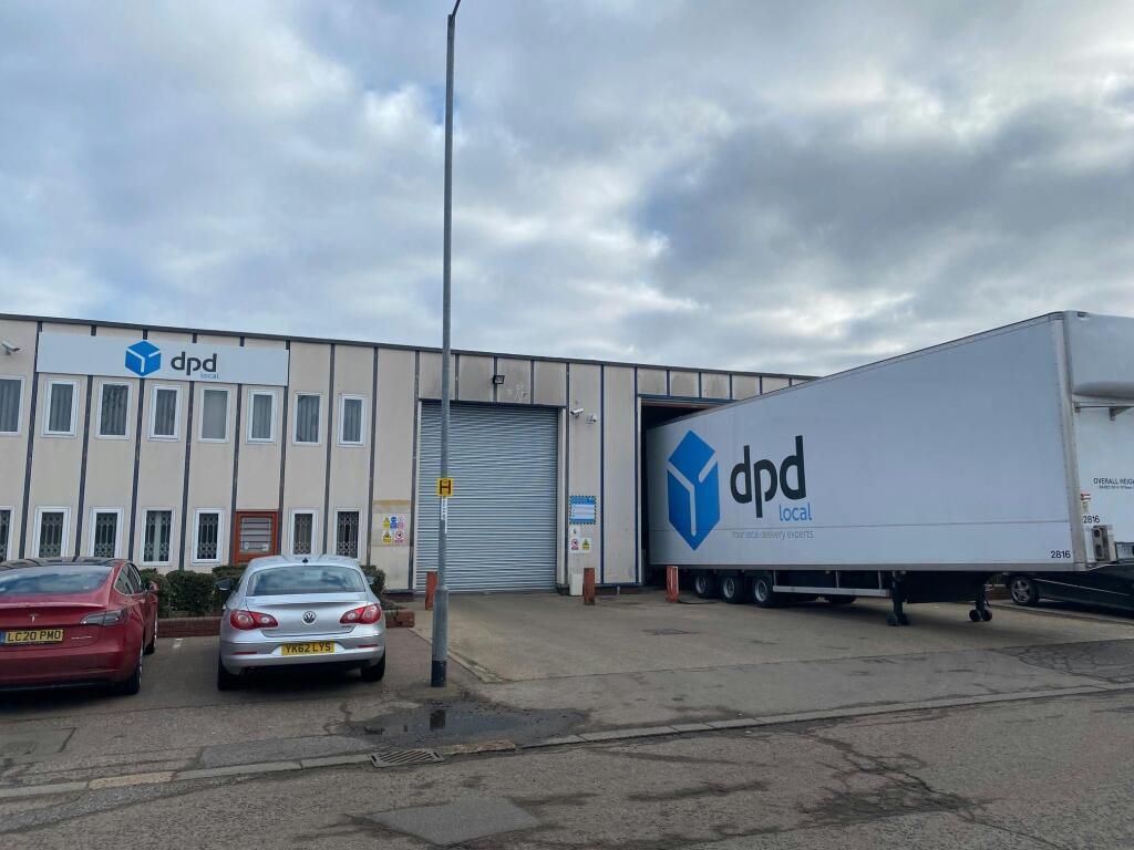 Rear terrace shutter door access