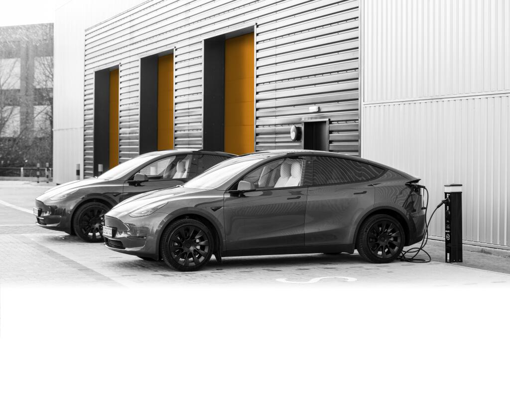 AH_153_BW retouch.jpg