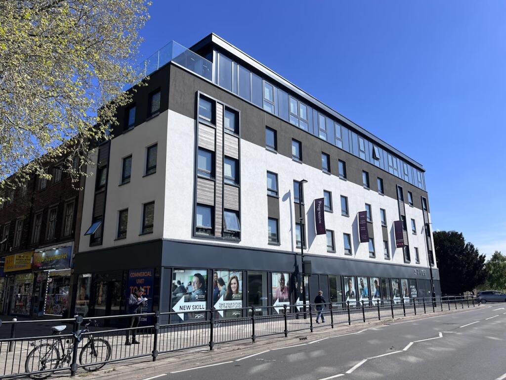 High street retail property to lease in SPACE Building, 61 Bridge ...