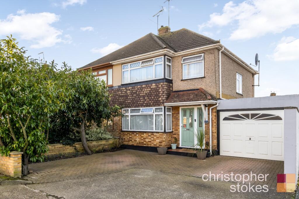Main image of property: Whittingstall Road, Hoddesdon, Hertfordshire, EN11 0LJ