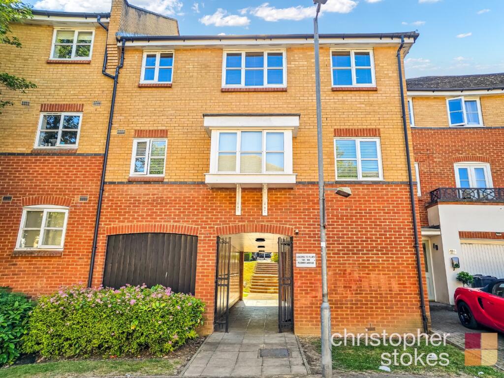 Main image of property: Plomer Avenue, Hoddesdon, Hertfordshire, EN11 9FS