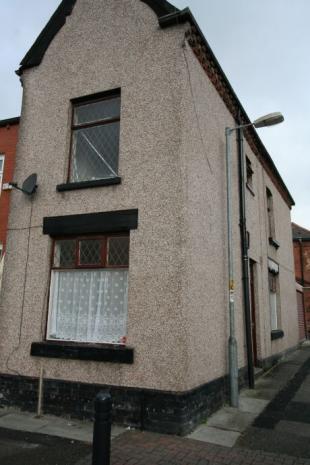 Main image of property: Oxford Grove,Bolton,BL1 3BH ***PETS WELCOME***