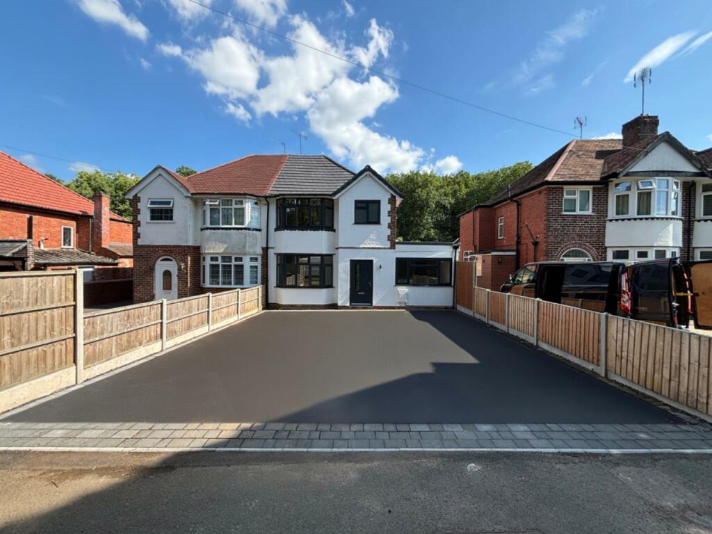 Main image of property: Bromsgrove Road, Redditch