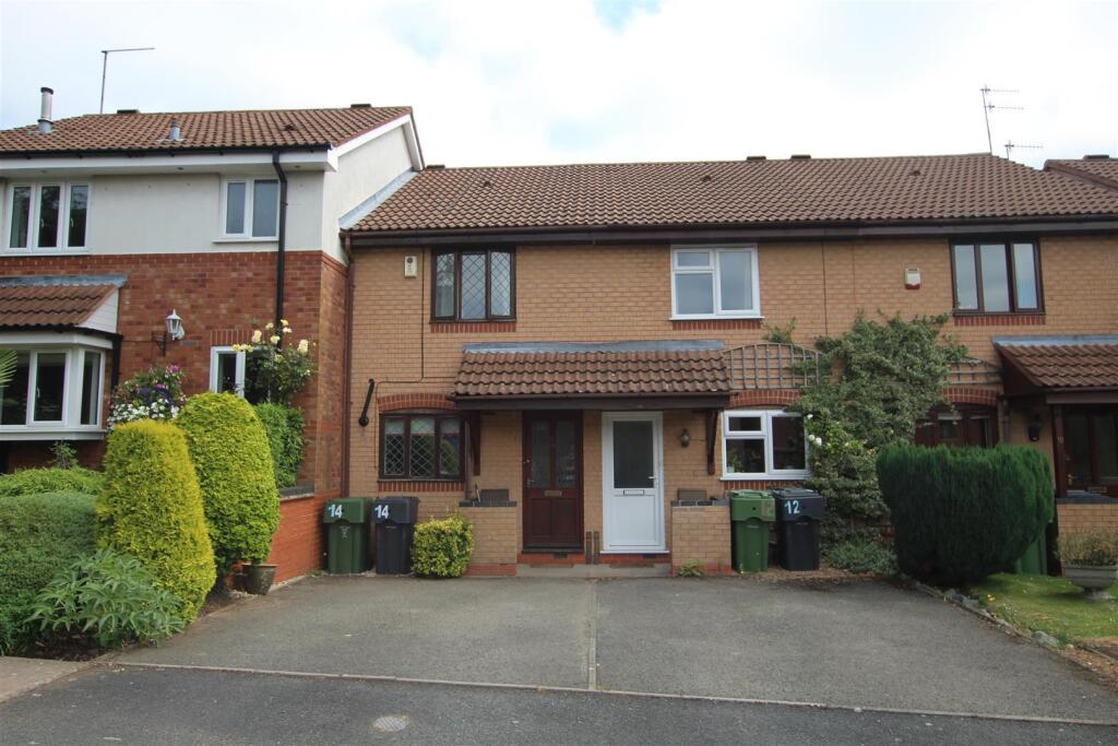 Main image of property: Heron Close, Alvechurch, Birmingham, B48