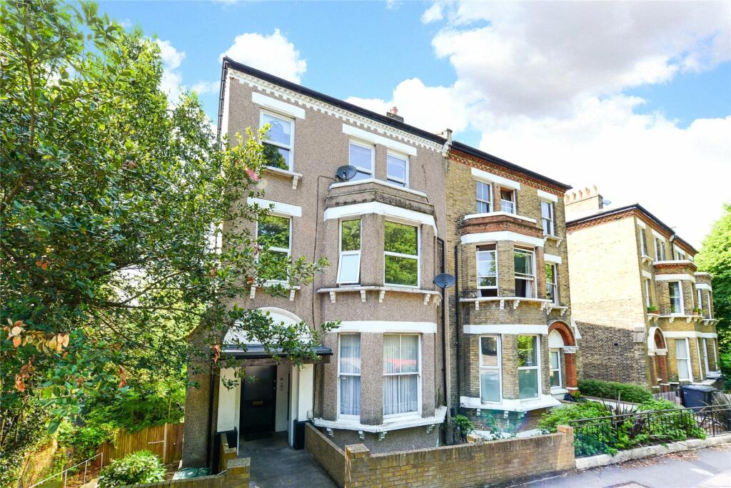 2 bedroom apartment for rent in Highland Road, London, SE19