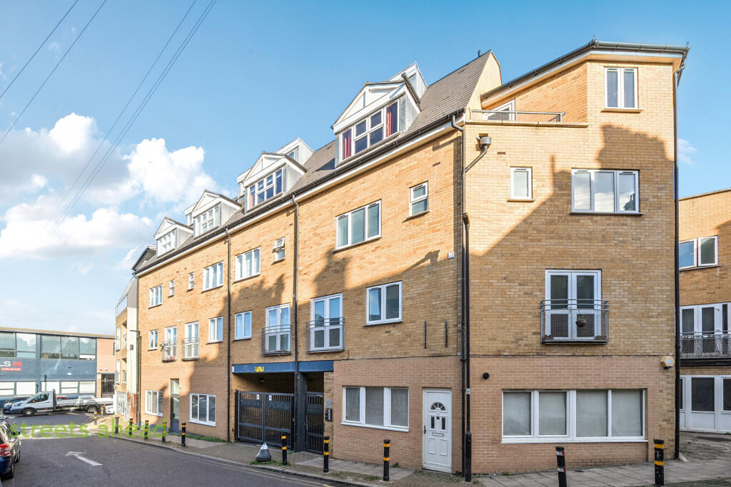 Main image of property: Paxton Place, London, SE27