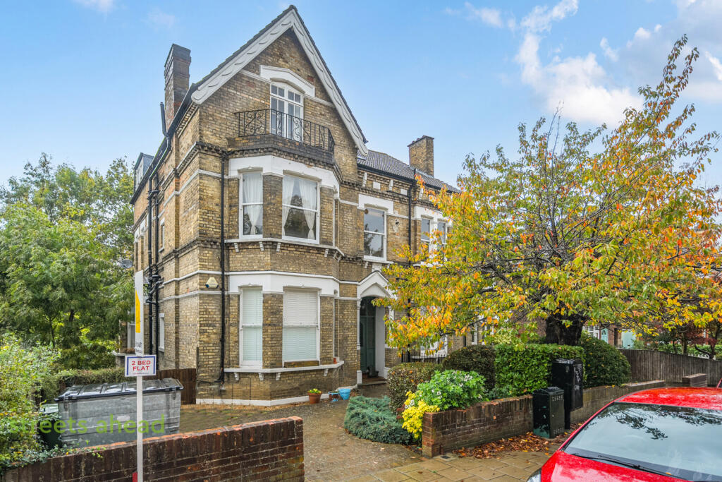 Main image of property: Victoria Crescent, London, SE19