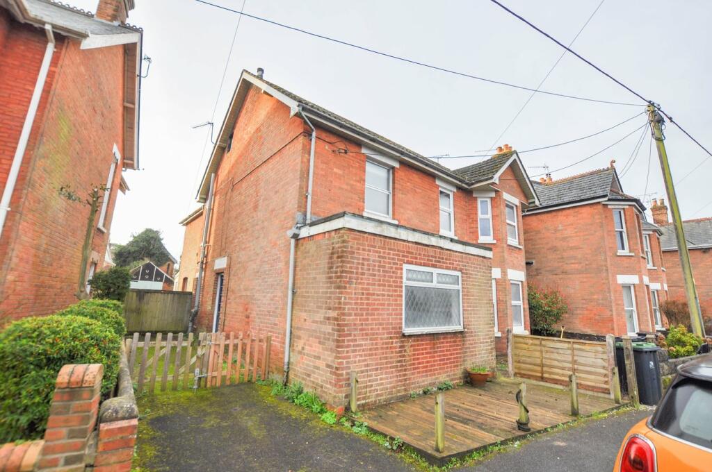 3 bedroom semidetached house for sale in Wimborne Road, Colehill