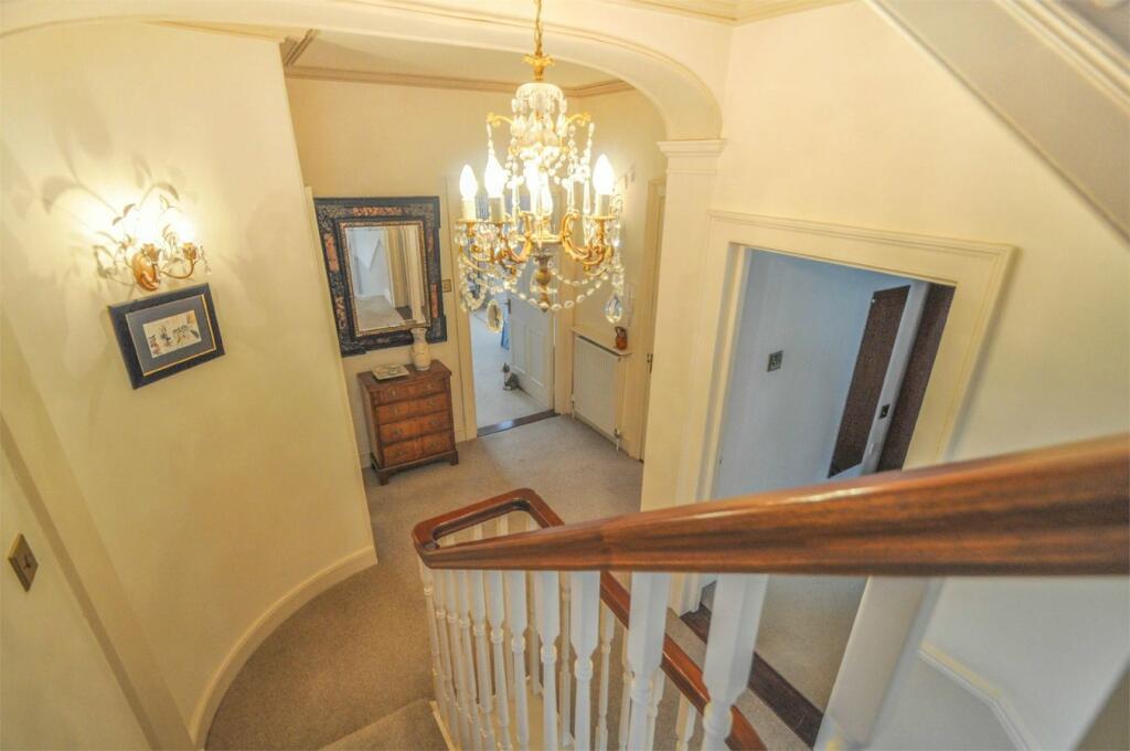 Additional property image - 17 Poole Road, WIMBORNE, BH21