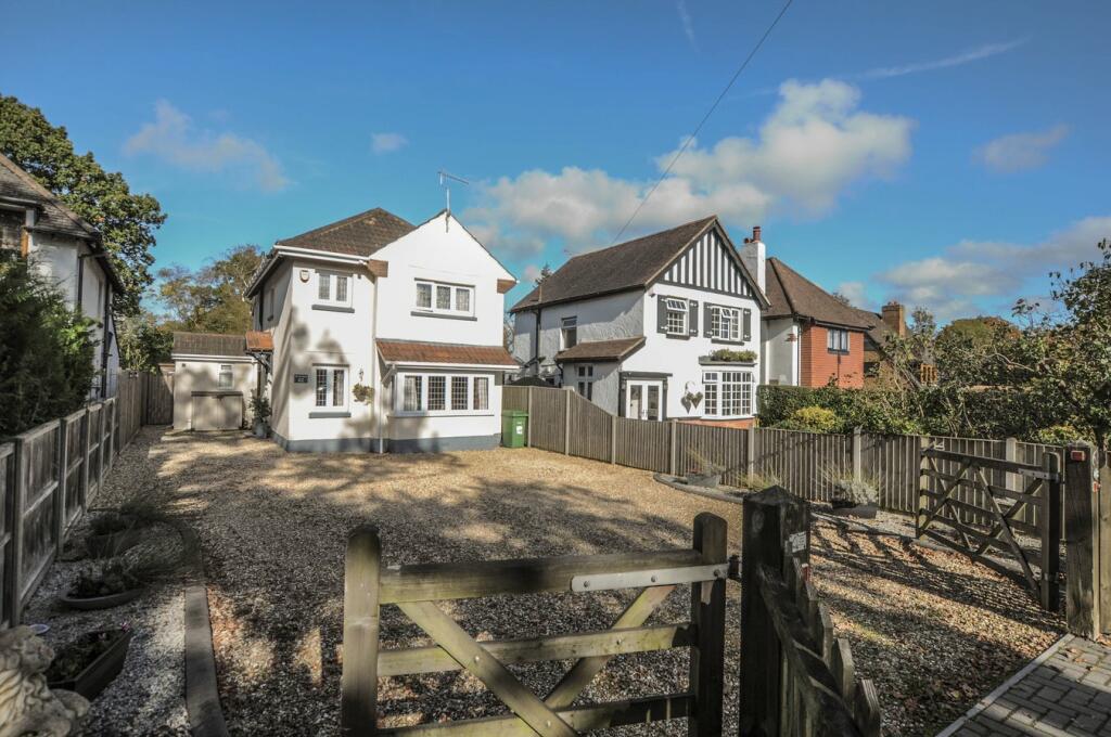 Additional property image - Magna Road, Bournemouth, BH11