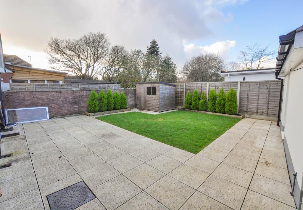 Additional property image - Hayes Close, Wimborne, BH21