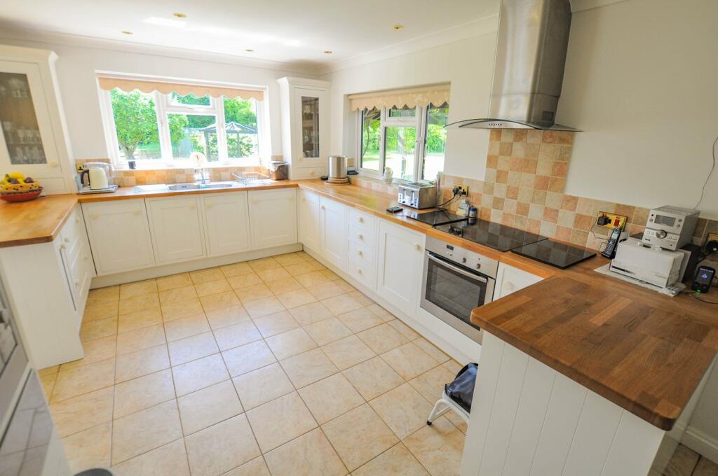 Additional property image - Lonnen Road, Wimborne, BH21