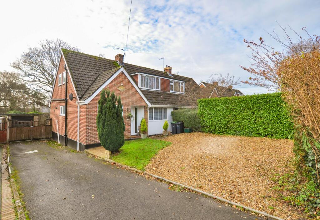 4 bedroom semi-detached house