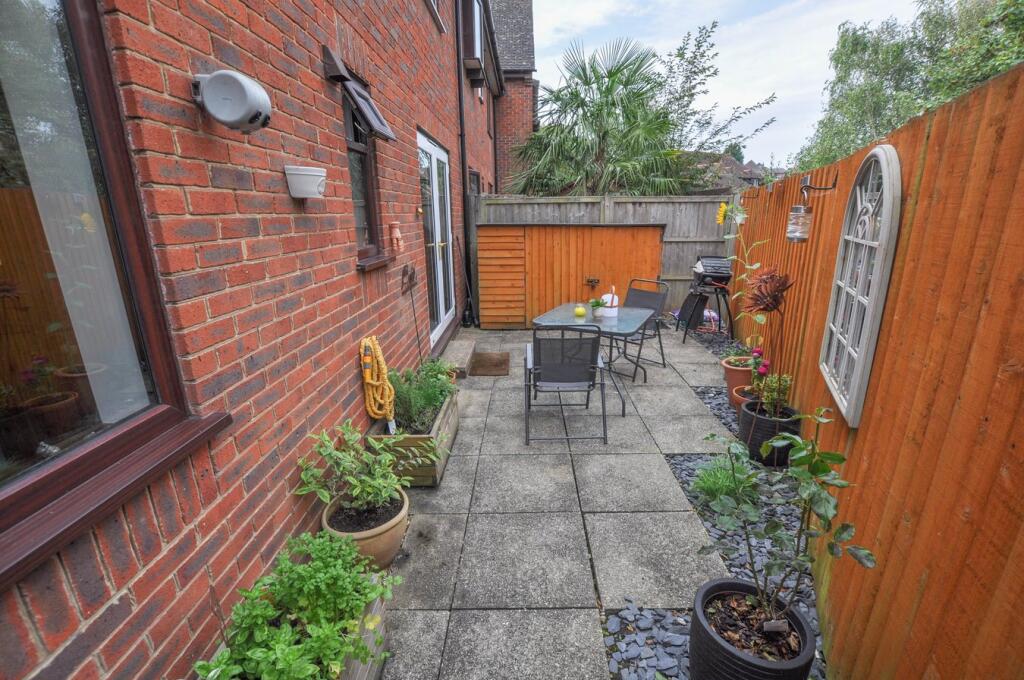 Additional property image - Sheppards Field, Wimborne, BH21