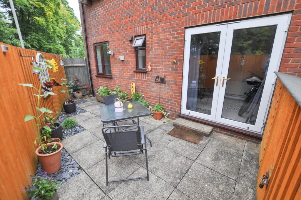 Additional property image - Sheppards Field, Wimborne, BH21