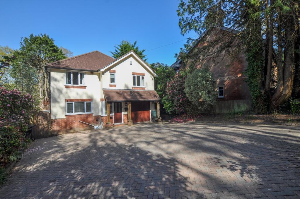Main image of property: Smugglers Lane, Colehill, Wimborne, BH21
