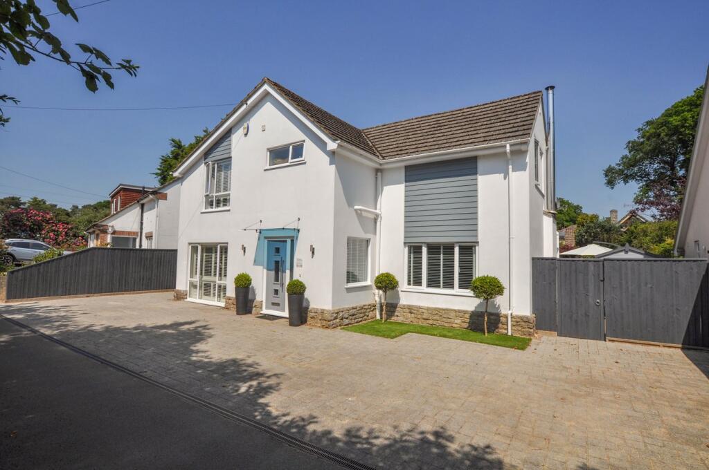 Main image of property: Wimborne Road, Colehill, Wimborne, BH21