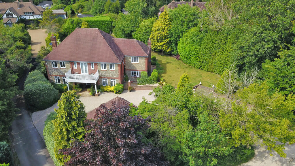 Main image of property: Storrington - Woodpecker Lane