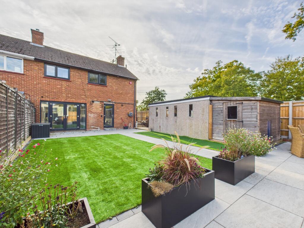 Main image of property: Mulfords Hill, Tadley, RG26